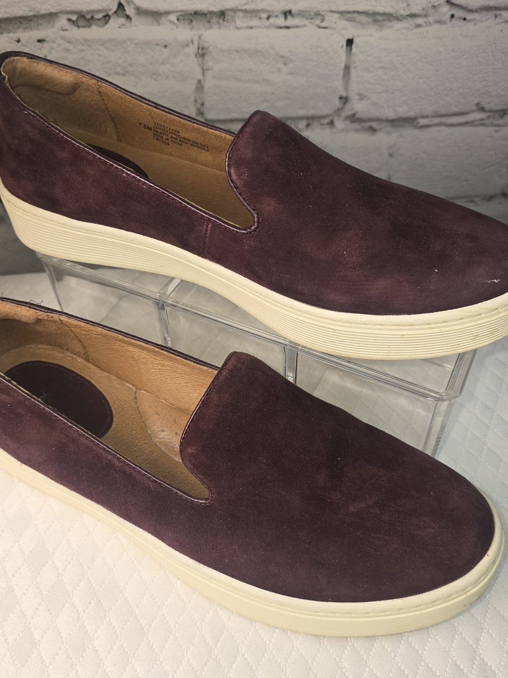 WOMENS SOFFT SOMERS SLIP ON CORDOVAN DEEP PLUM SUEDE CASUAL SIZE 7.5 EUC